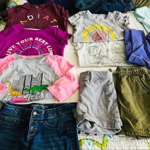 Girls’ Spring/Summer 18 piece shirts/shorts/dresses lot-Gap & other brands